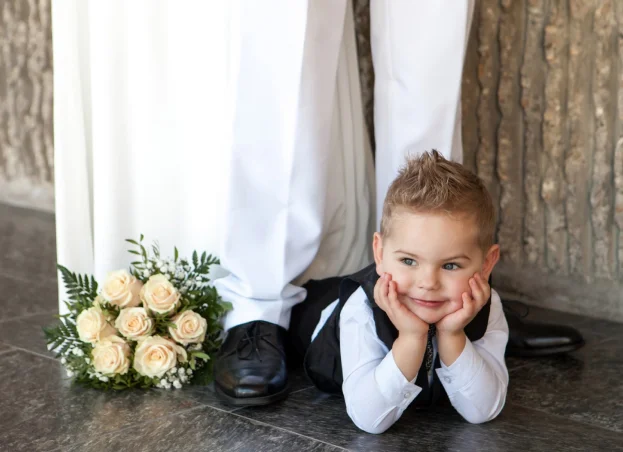 vêtements mariage enfants à Montluçon dans l'Allier 03